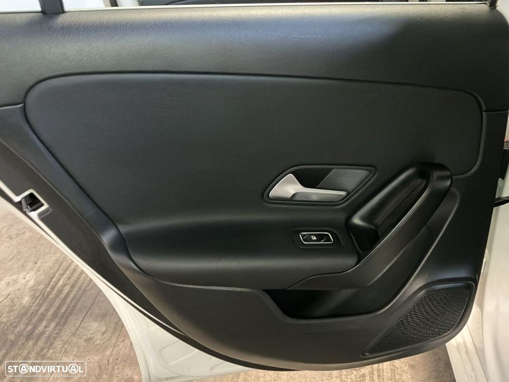 Mercedes-Benz A 250 e Style Plus - 21