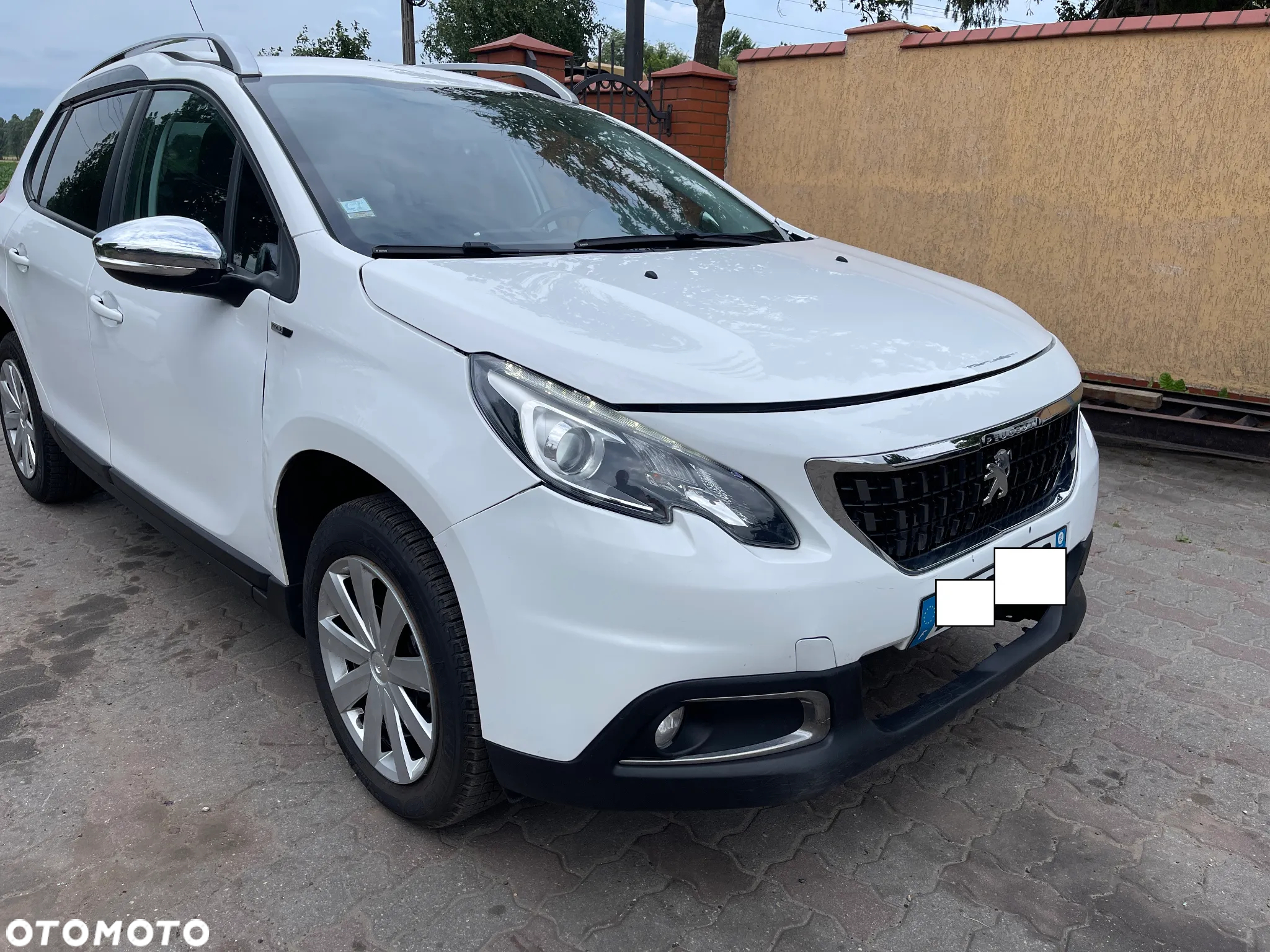 Peugeot 2008 1.2 Pure Tech Style - 32