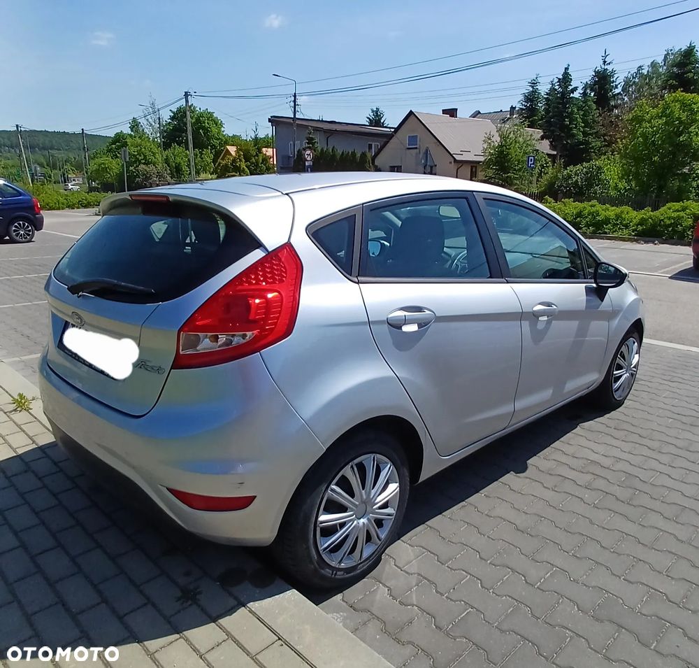 Ford Fiesta 1.25 Ambiente - 9