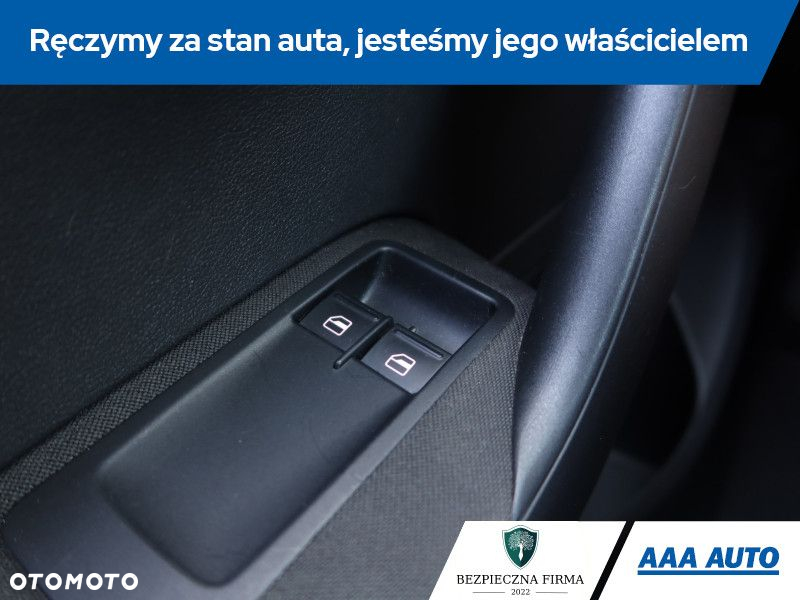 Volkswagen Polo - 16