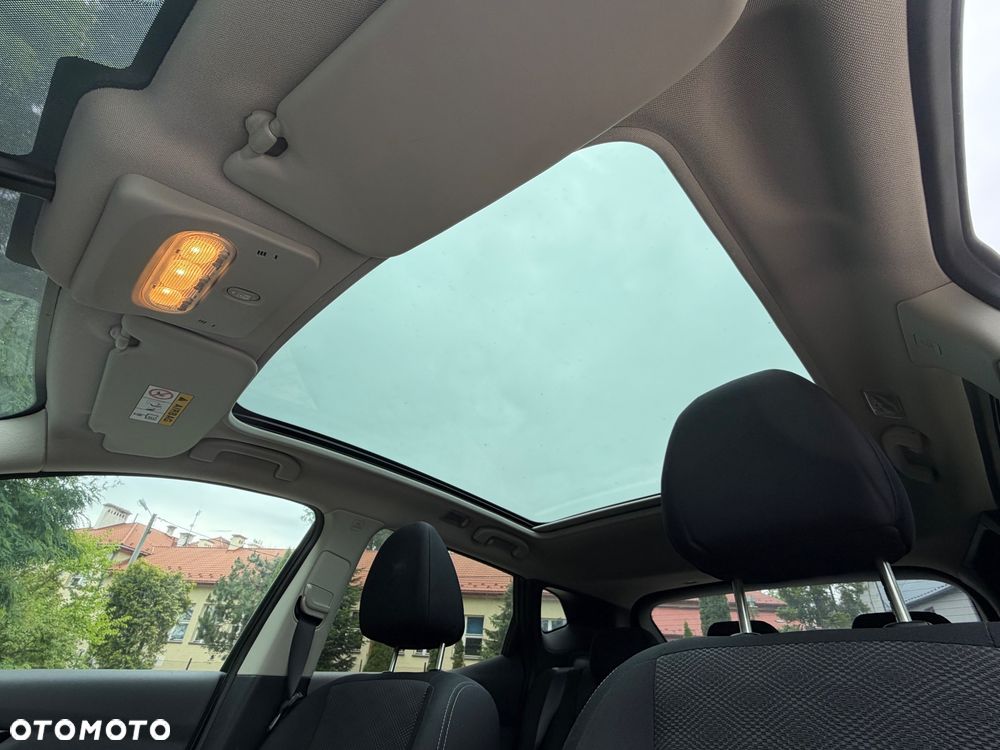Nissan Qashqai 1.6 DIG-T N-Connecta - 28