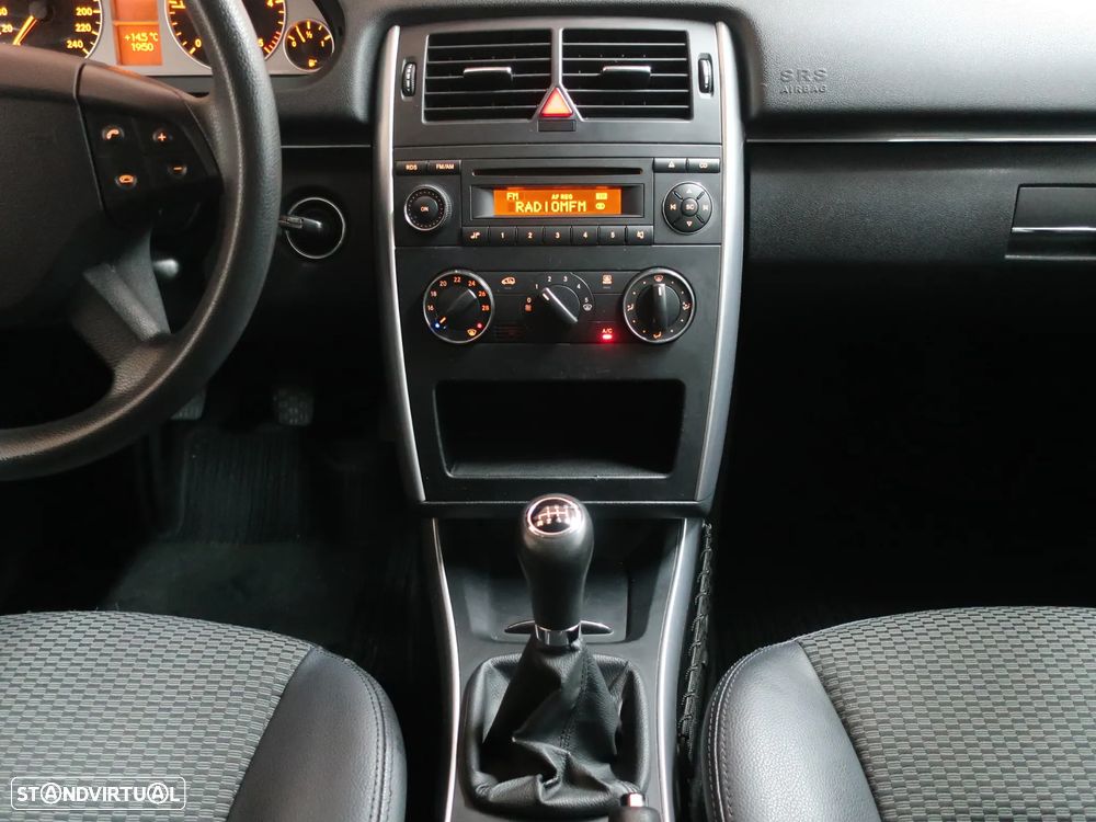 Mercedes-Benz B 180 CDI - 18