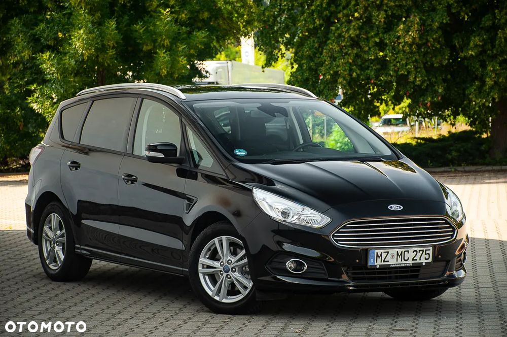 Ford S-Max - 9