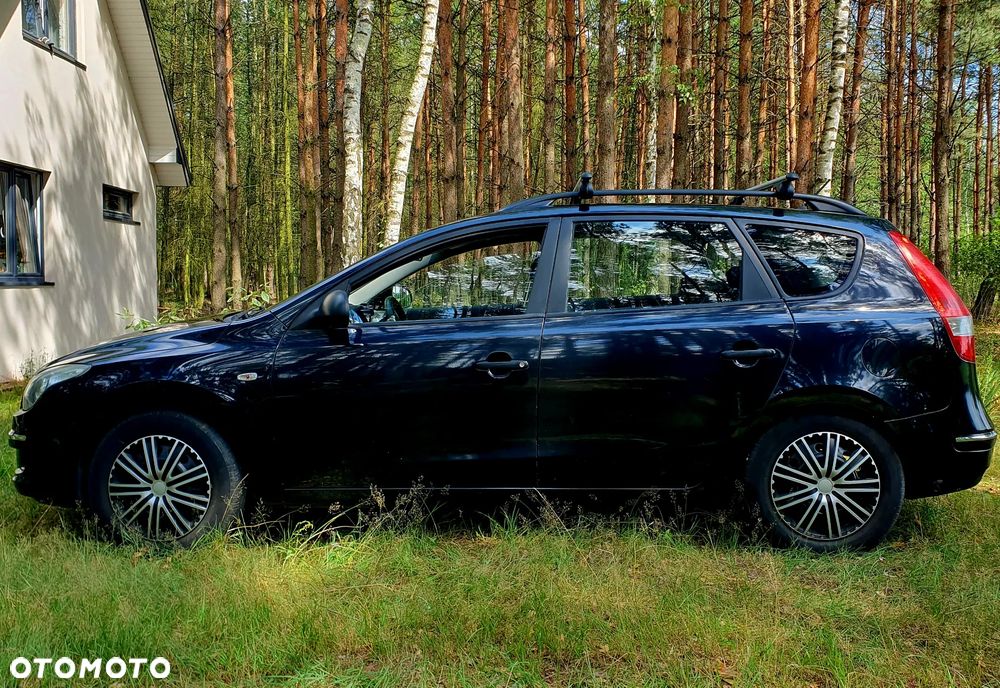 Hyundai i30 i30cw 1.6 Edition Plus - 1