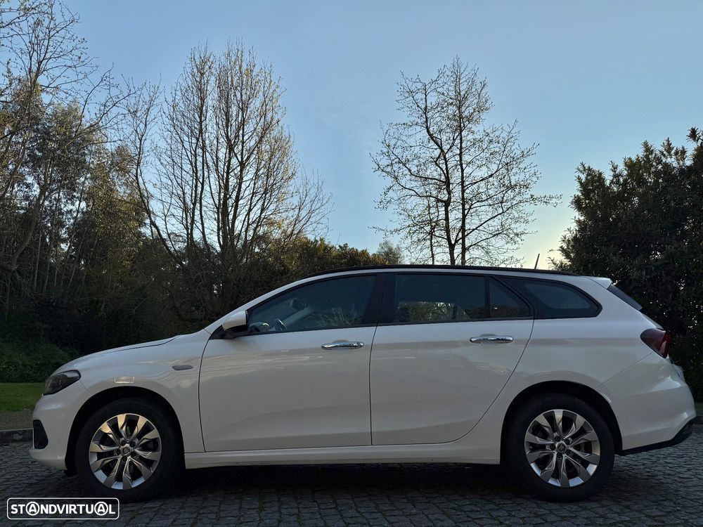 Fiat Tipo Station Wagon 1.3 M-Jet Lounge - 22
