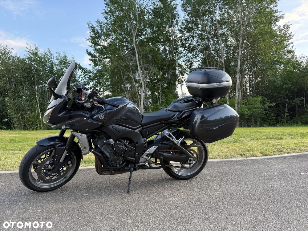 Yamaha FZ - 8