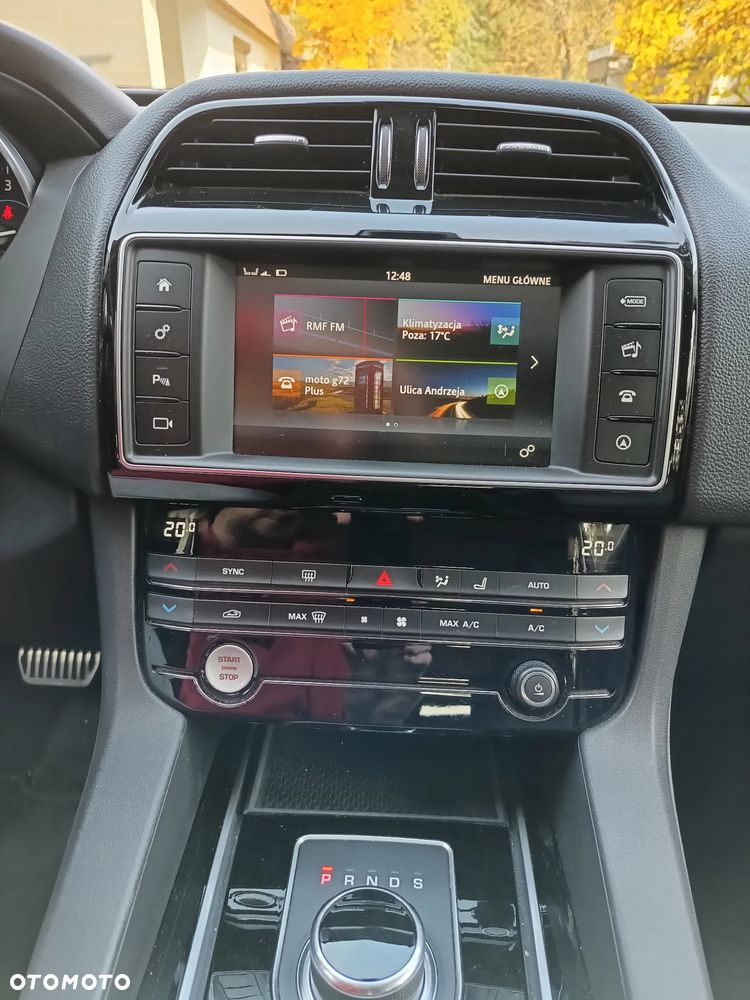 Jaguar F-Pace 2.0 i4D AWD Prestige - 10