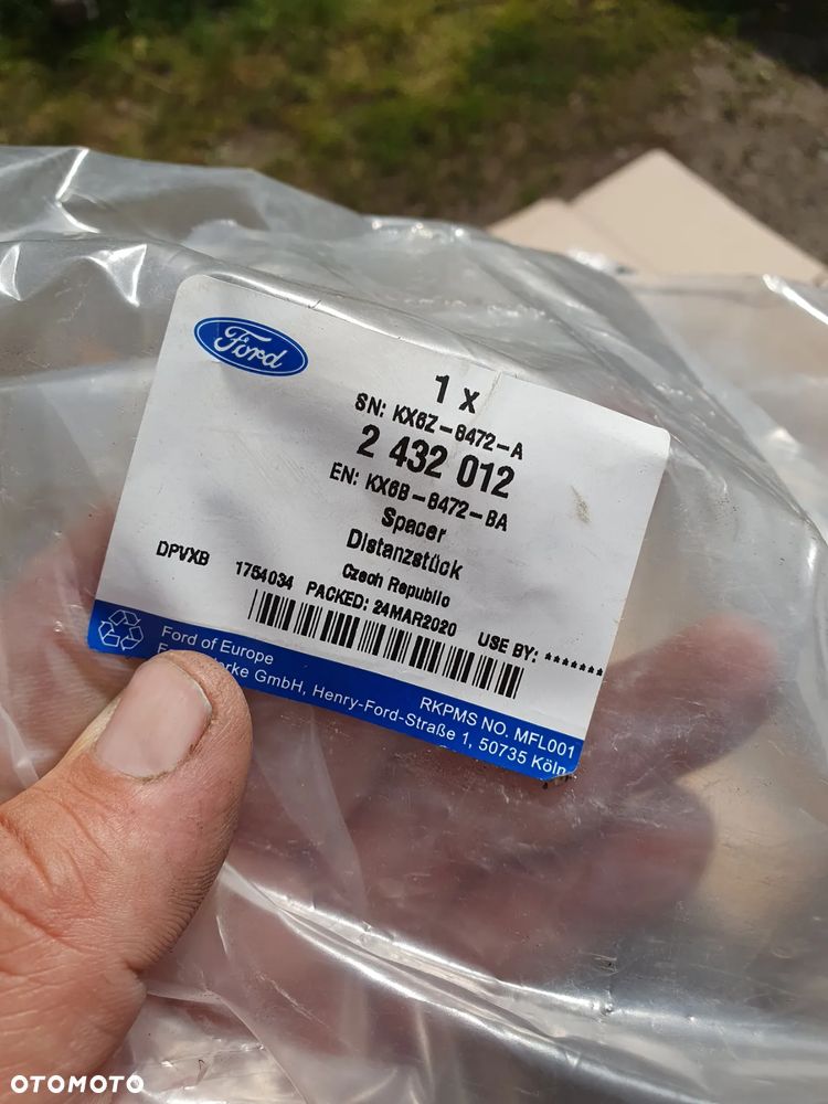 Kierownica wlot powietrza Ford Focus IV MK-4 KX6B-8472-BA JX6B-8472-AB 2207648 2432012 żaluzja roleta Ford Focus MK-4 IV - 8