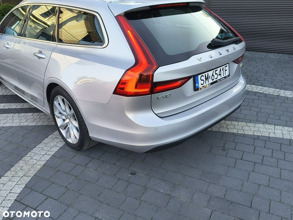 Volvo V90 D3 Momentum - 39