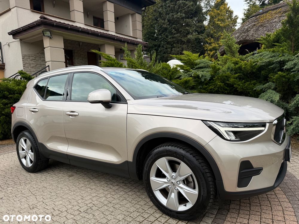 Volvo XC 40 B3 B DKG Plus Bright - 16