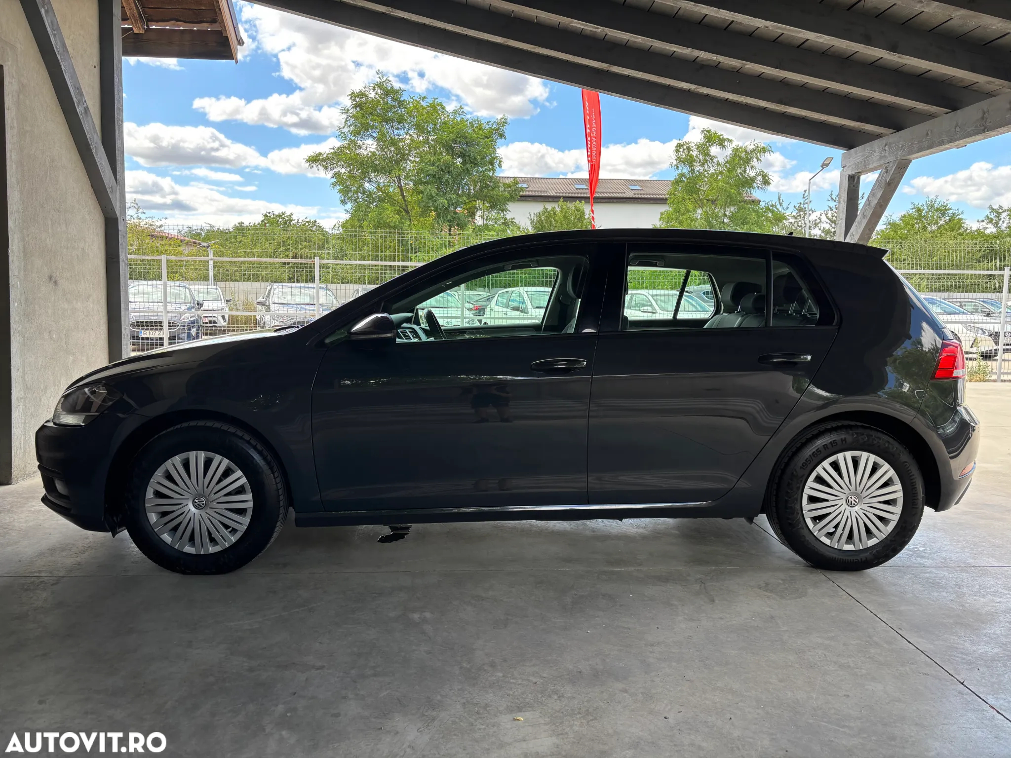 Volkswagen Golf 1.0 TSI Trendline - 6