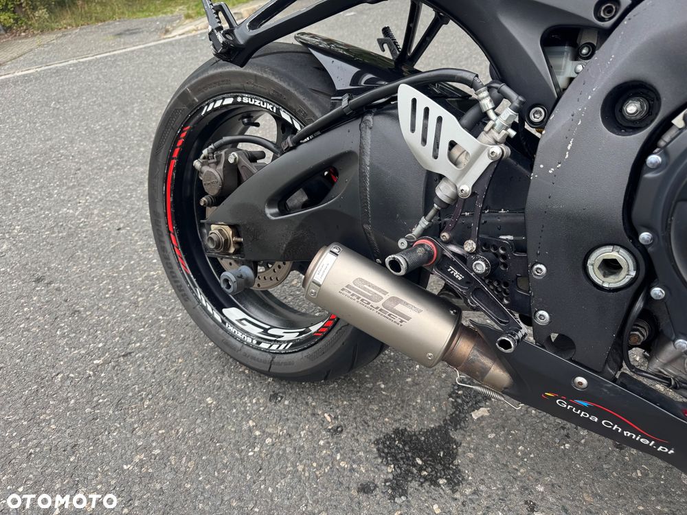 Suzuki GSX-R - 12