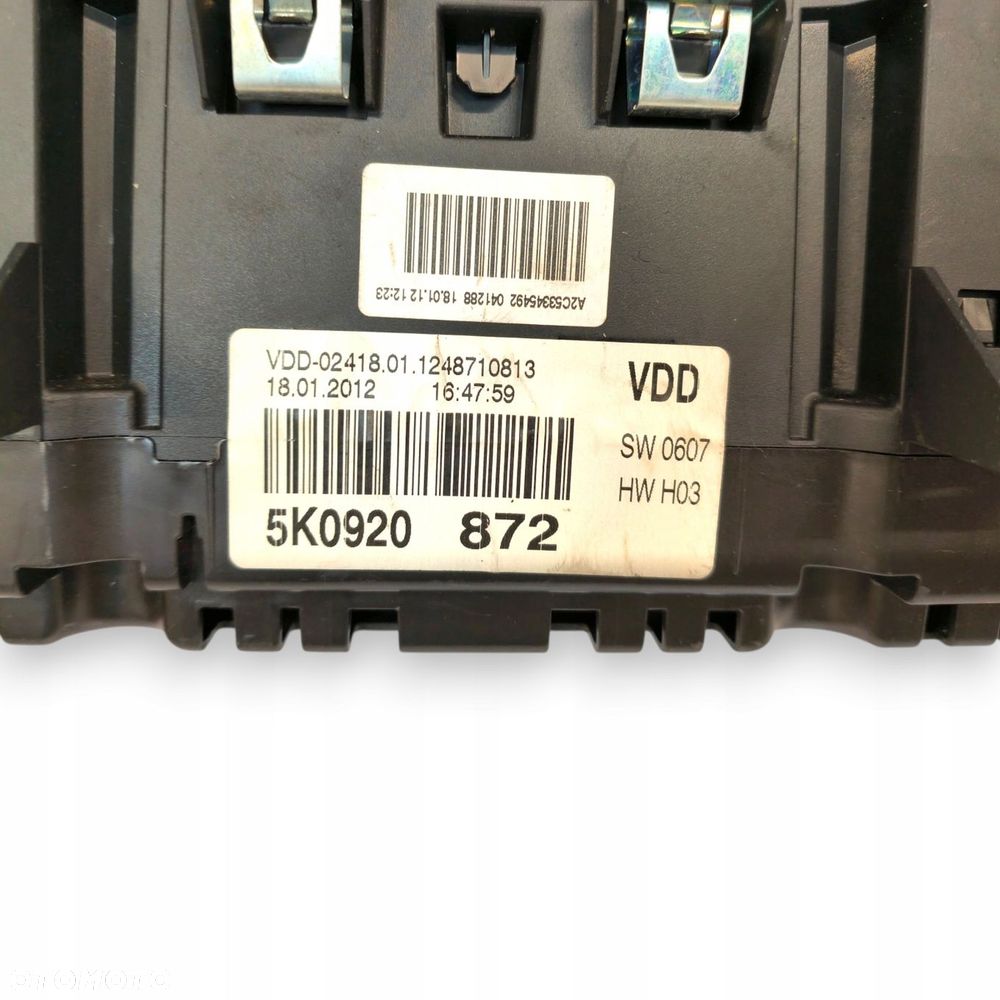 LICZNIK ZEGARY 5K0920872 VW Golf VI 1.2 TSI Benzyna 145 747km europa - 2