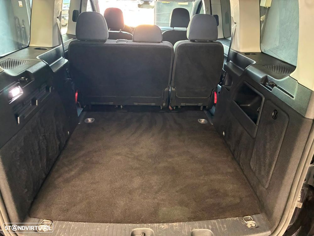 Ford Tourneo Connect Grand 2.0 TDCi Titanium Aut. - 40
