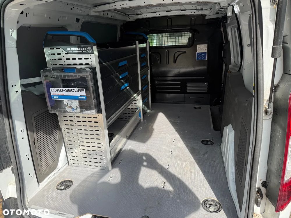 Ford Transit Connect - 11