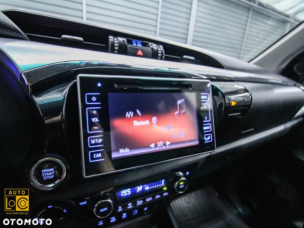 Toyota Hilux 2.4 D-4D Double Cab Selection 4x4 - 20