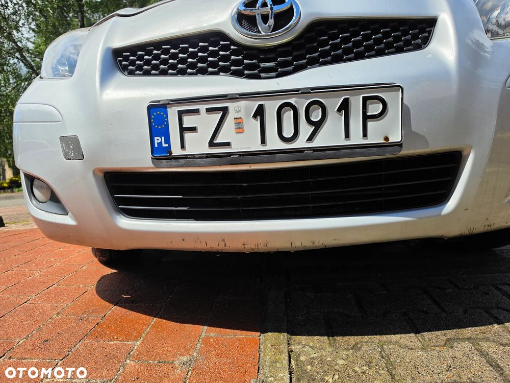 Toyota Yaris - 5