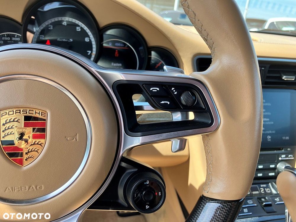 Porsche 911 - 25