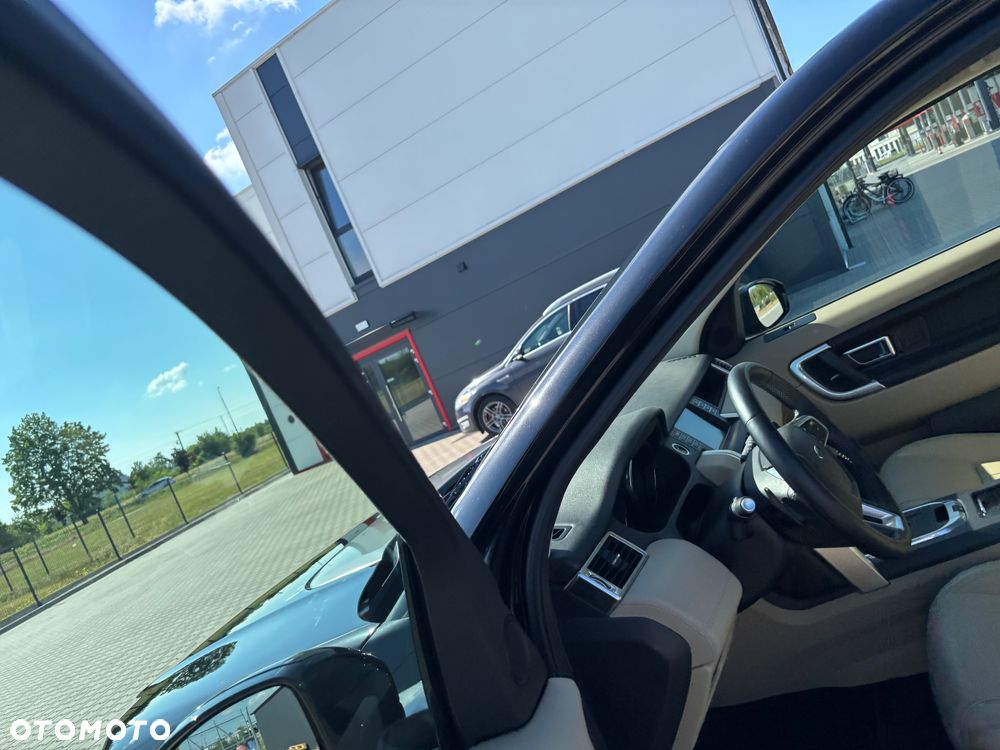 Land Rover Discovery Sport 2.0 TD4 HSE - 23