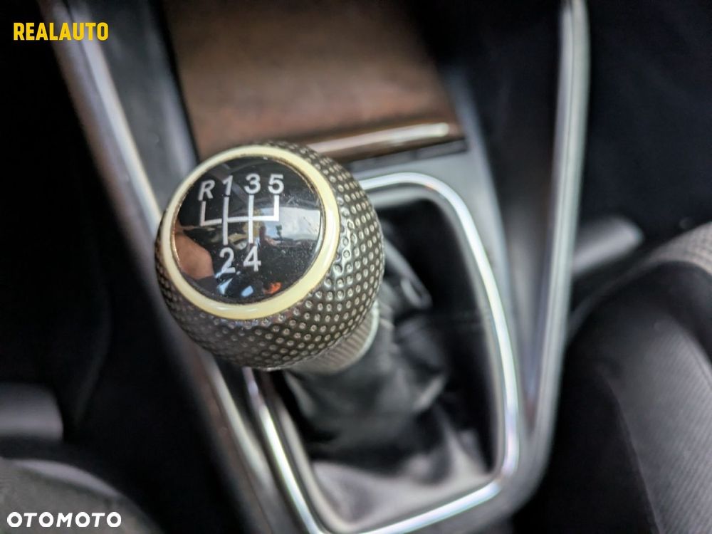 Volkswagen Golf - 12