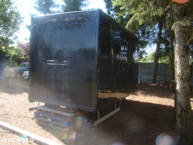 KONTENER FIRANA Z PRAWEJ STRONY WINDA 750KG - 3