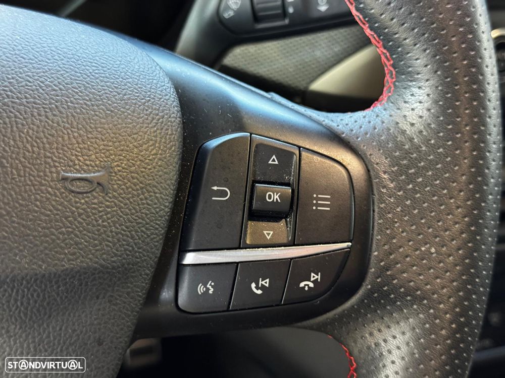 Ford Focus 1.0 EcoBoost MHEV ST-Line - 18