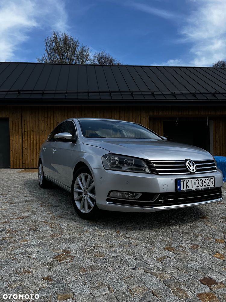 Volkswagen Passat 2.0 TDI DSG BlueMotion Technology Comfortline - 4