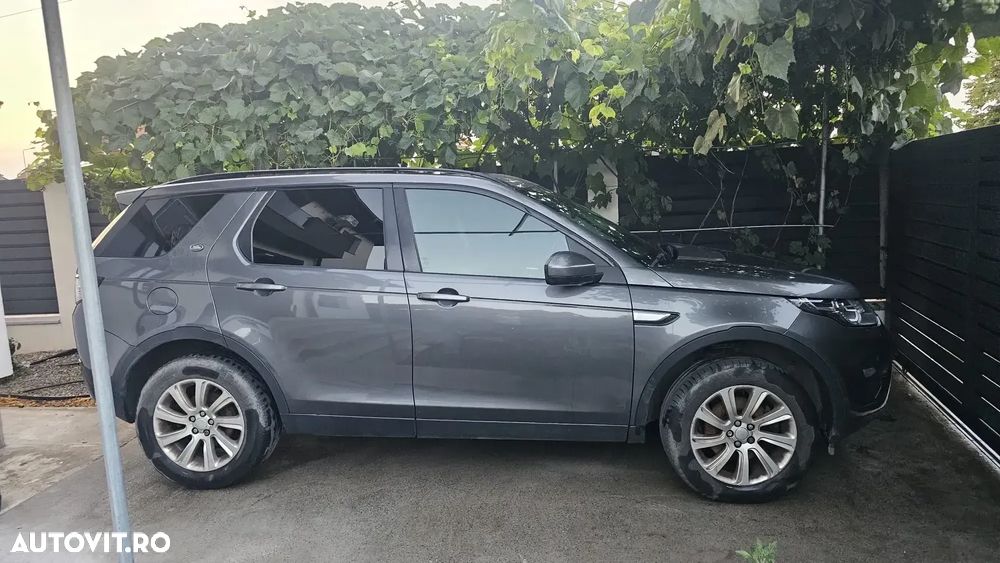 Land Rover Discovery Sport - 1