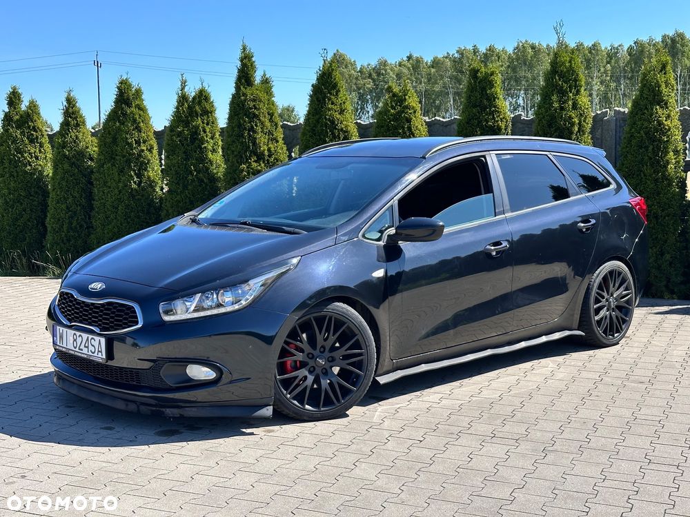 Kia Ceed 1.6 CRDi 128 Platinum Edition - 4