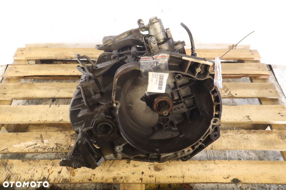 SKRZYNIA BIEGÓW 6 BIEGOWA OPEL CORSA D 1.3CDTI 55193621 - 5