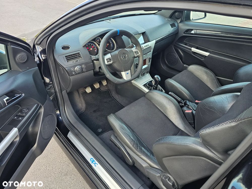 Opel Astra 2.0 T OPC - 19