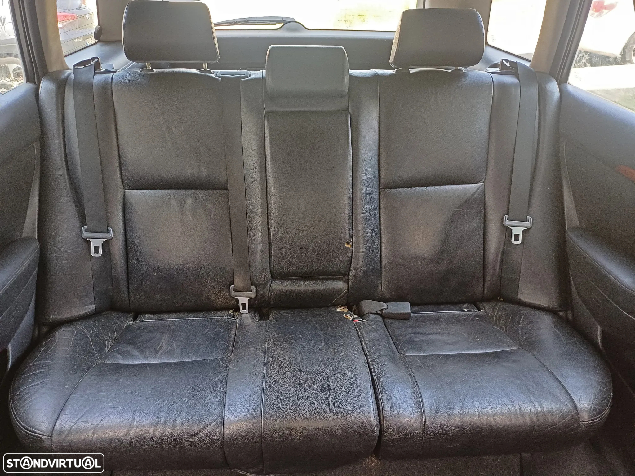 Toyota Avensis SW 2.0 D-4D Sol - 37