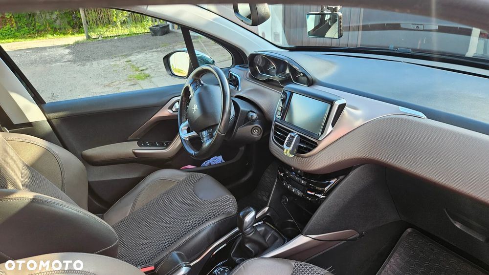 Peugeot 2008 1.6 VTi Allure - 10