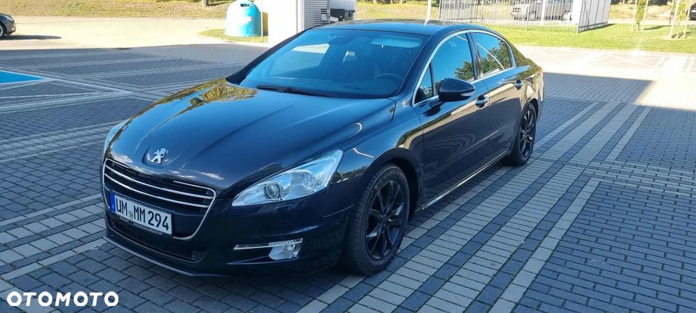 Peugeot 508 RXH Hybrid4 - 1