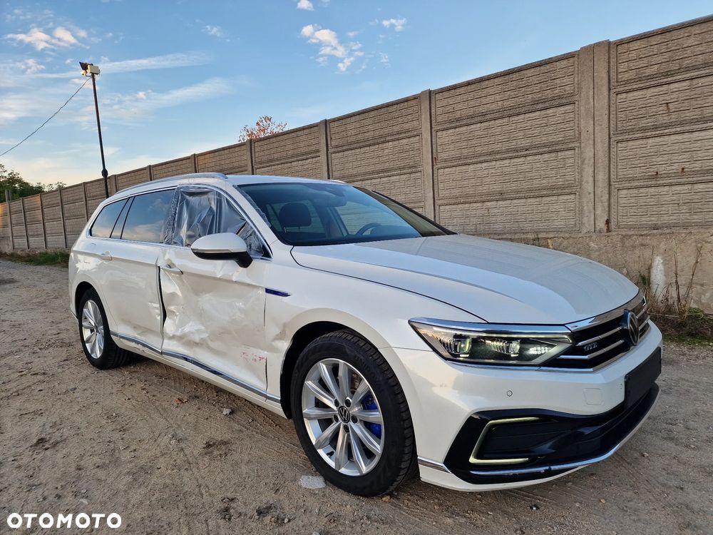 Volkswagen Passat Variant 1.4 TSI Plug-In-Hybrid DSG GTE - 2