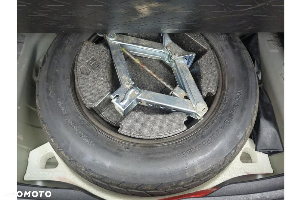 Toyota RAV4 - 15