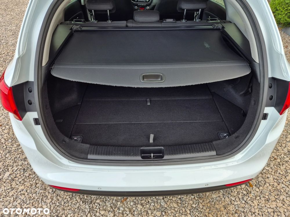 Kia Ceed 1.6 GDI Fifa World Cup Edition - 14