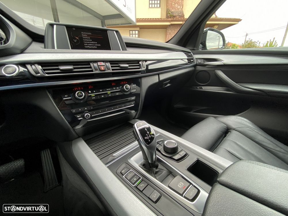 BMW X5 30 d xDrive Pack M - 6