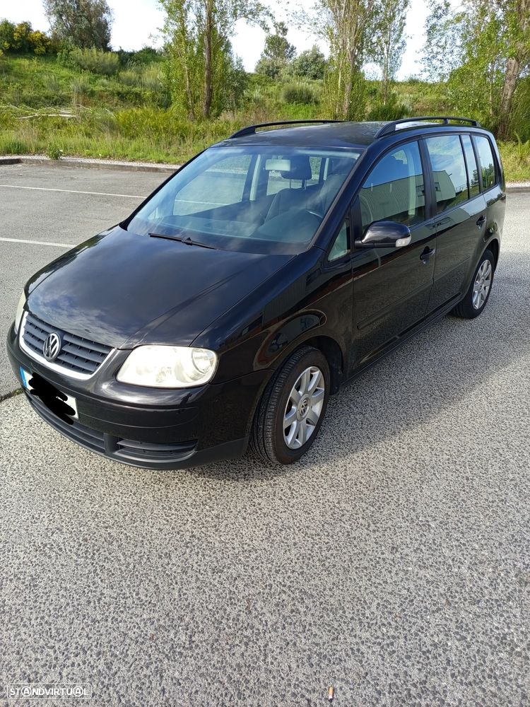 VW Touran 1.9 TDi Basis 7L - 1
