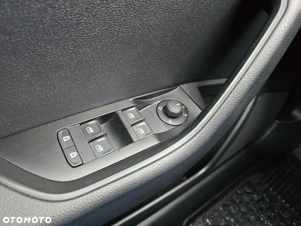 Skoda Superb 2.0 TDI Ambition - 15
