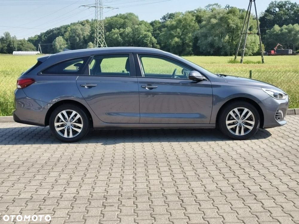 Hyundai i30 - 22