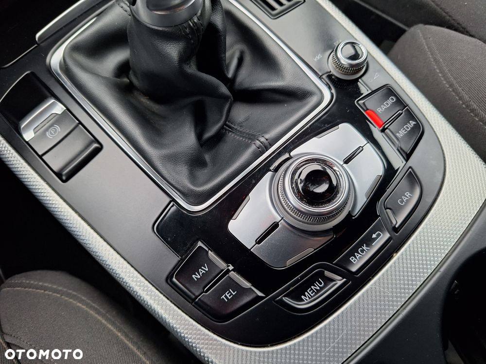 Audi A4 Avant 2.0 TDI DPF S line Sportpaket - 13