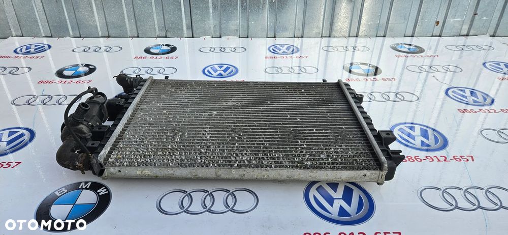 Jaguar XJ 351 2010-2015 3.0 SC 340 KM 306PS Chłodnica wody 9W83-8K230-AB Dodatkowa pompka wody - 3