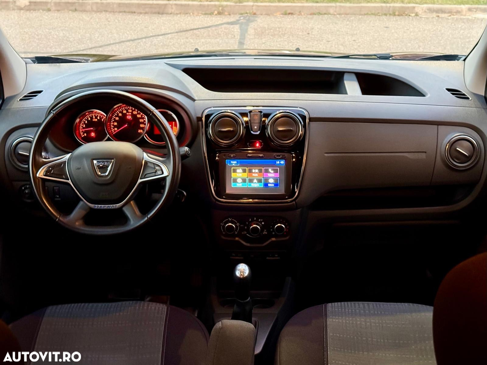 Dacia Dokker 1.6 SCe Stepway - 22
