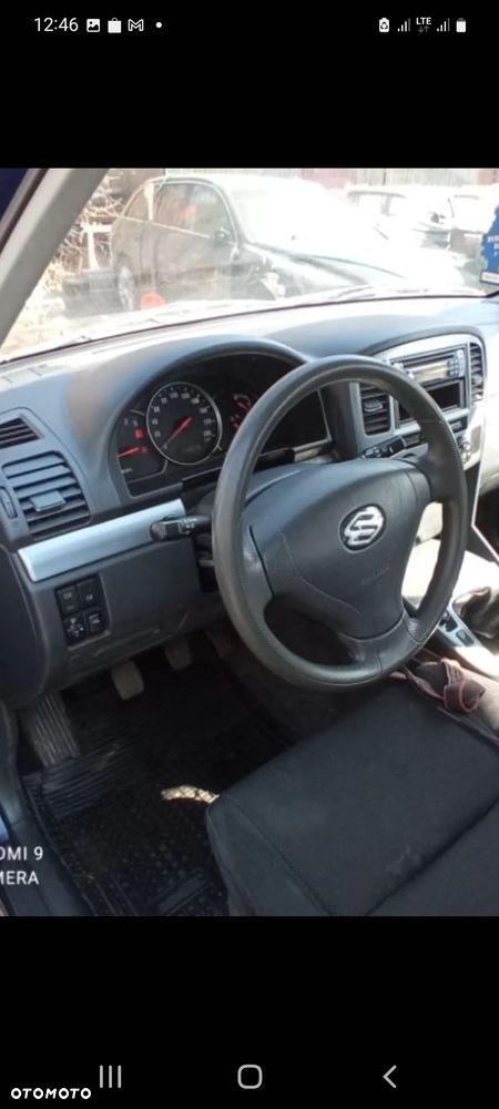 Suzuki Grand Vitara 2.0 Limited - 10