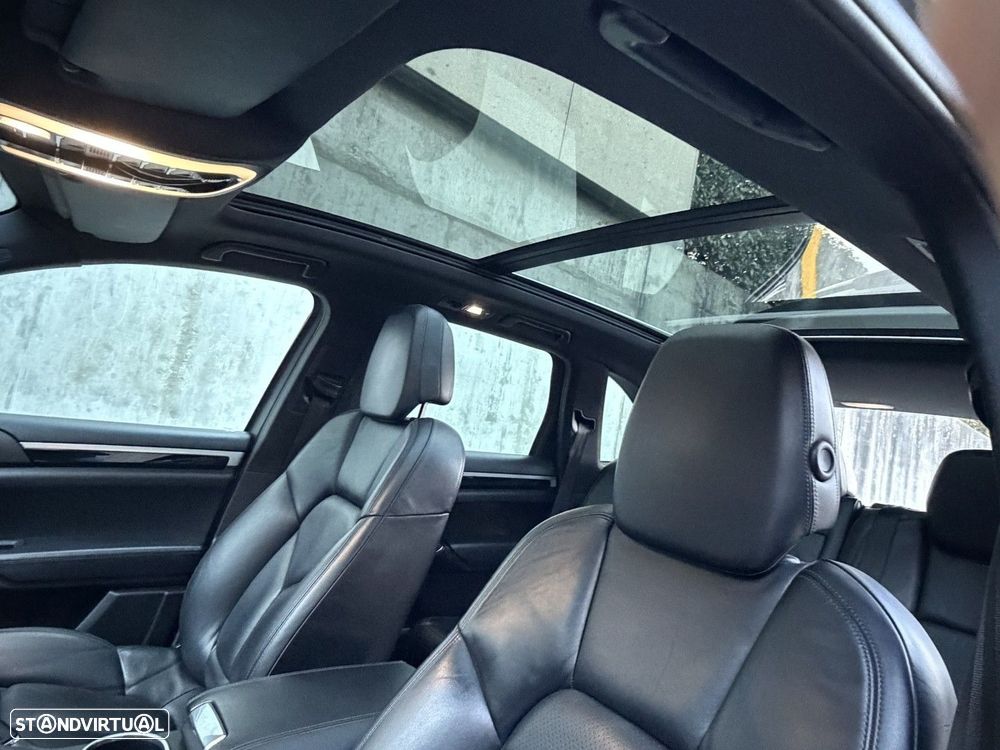 Porsche Cayenne Diesel Platinum Edition - 16