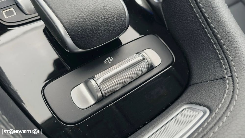 Mercedes-Benz GLE 300 d 4Matic - 35