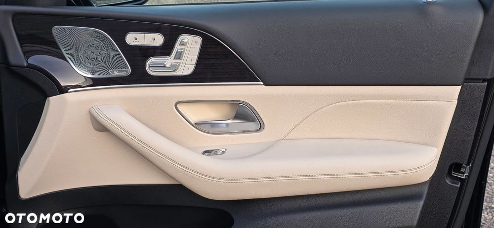 Mercedes-Benz GLS - 13