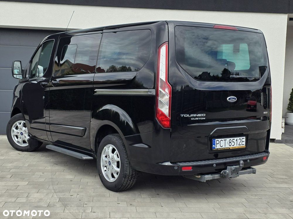 Ford Tourneo Custom - 4