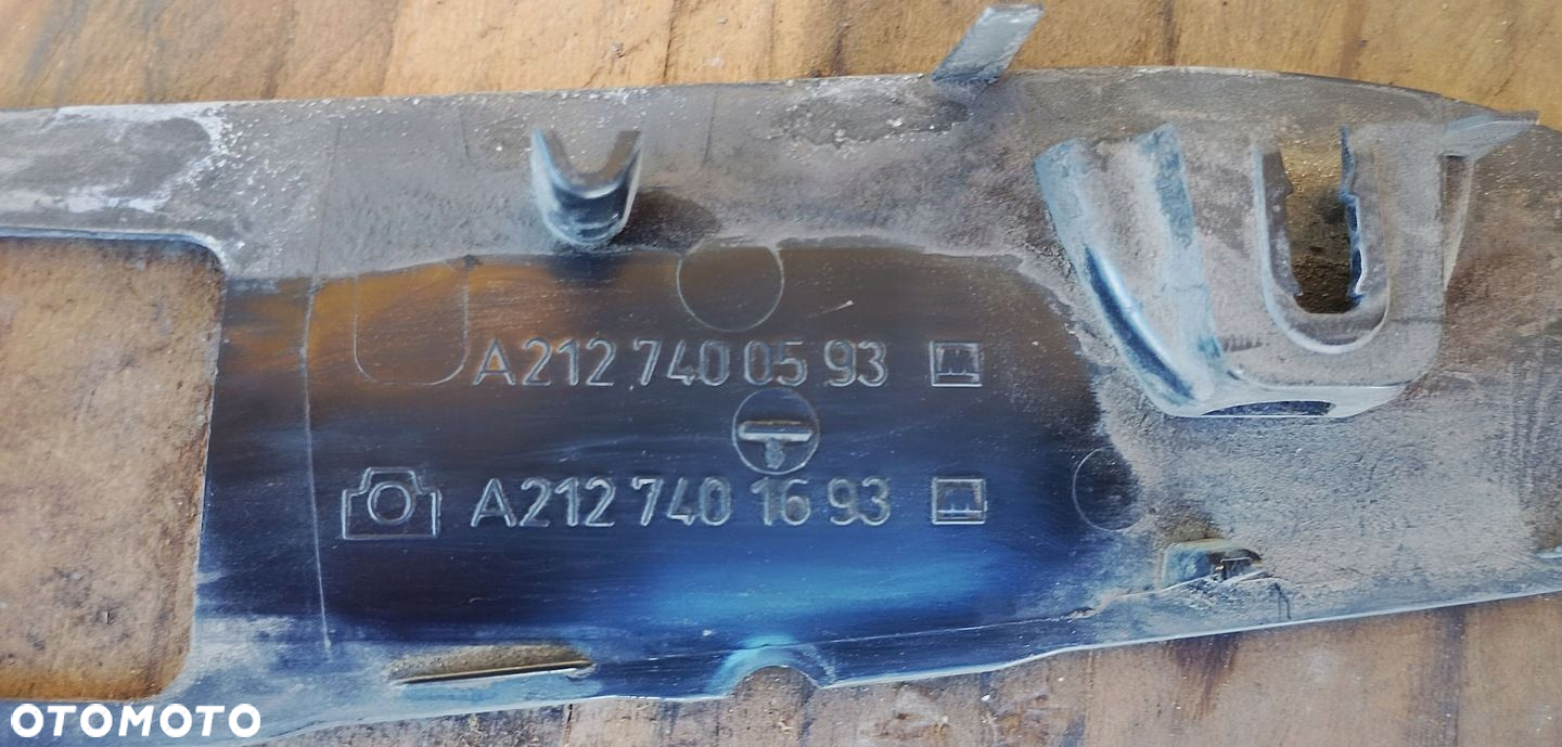 LISTWA BLENDA KLAPY RAMKA POD KAMERĘ MERCEDES E W212 A2127401693 - 2